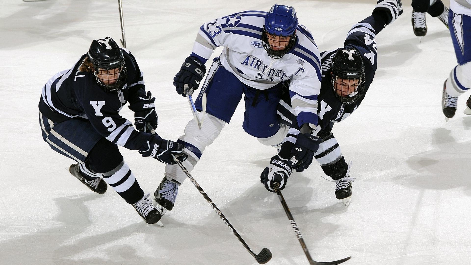 户外露营多项挑战营 负重徒步与野外定向结合成套餐式赛事
